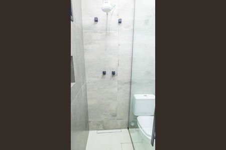 Casa para alugar com 300m², 4 quartos e 5 vagassuite