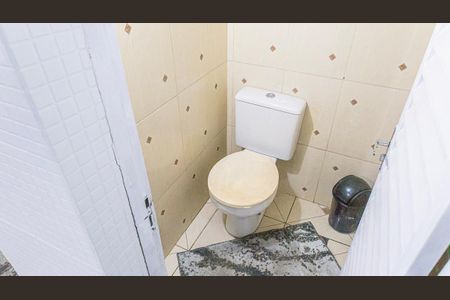 Casa para alugar com 300m², 4 quartos e 5 vagasLavabo