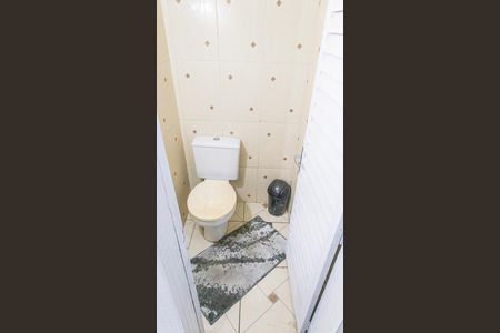 Casa para alugar com 300m², 4 quartos e 5 vagasLavabo