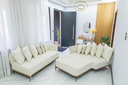 Casa para alugar com 300m², 4 quartos e 5 vagasSala