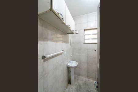 Casa para alugar com 160m², 3 quartos e 8 vagasBanheiro