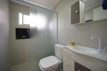 Banheiro de apartamento para alugar com 1 quarto, 36m² em Ingleses do Rio Vermelho, Florianópolis