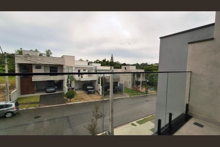 Casa de condomínio à venda com 150m², 3 quartos e 4 vagas