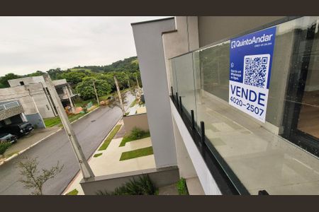 Casa de condomínio à venda com 150m², 3 quartos e 4 vagas