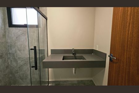 Casa de condomínio à venda com 150m², 3 quartos e 4 vagas