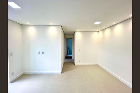 Sala de apartamento à venda com 2 quartos, 60m² em Vila Rosalia, Guarulhos