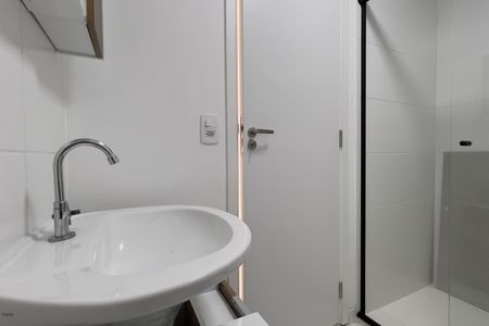 Banheiro de apartamento para alugar com 2 quartos, 60m² em Vila Rosalia, Guarulhos