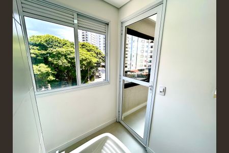 Apartamento para alugar com 60m², 2 quartos e 1 vagaÁrea de Serviço
