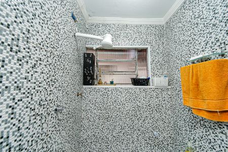 Casa à venda com 300m², 3 quartos e 2 vagasBanheiro