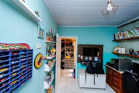 Casa à venda com 300m², 3 quartos e 2 vagasQuarto