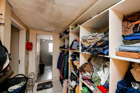 Closet Suíte de casa para alugar com 3 quartos, 300m² em Vila Ema, São Paulo