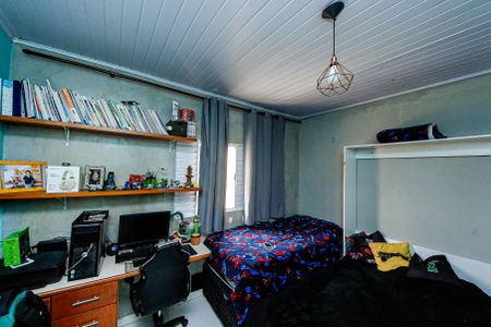 Casa à venda com 300m², 3 quartos e 2 vagasQuarto