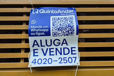 Casa à venda com 300m², 3 quartos e 2 vagasFachada