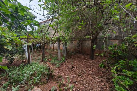 Casa à venda com 171m², 3 quartos e 6 vagasQuintal - Jardim