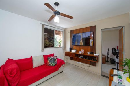 SALA de apartamento para alugar com 2 quartos, 52m² em Conjunto California, Belo Horizonte