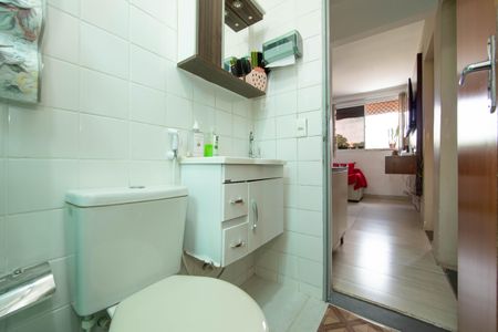 Apartamento à venda com 52m², 2 quartos e 1 vagaBANHEIRO
