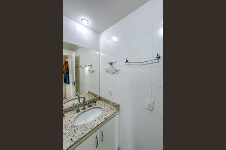 Apartamento à venda com 127m², 4 quartos e 2 vagasBanheiro da Suíte 1