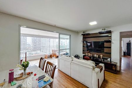 Apartamento à venda com 127m², 4 quartos e 2 vagasSala