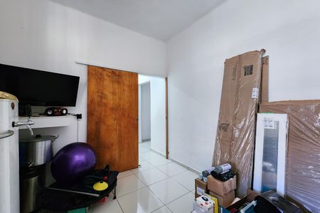 Casa à venda com 450m², 5 quartos e 3 vagas Casa à venda com 450m², 5 quartos e 3 vagasQuarto 1