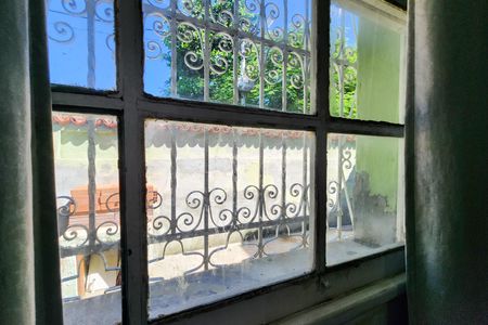Casa à venda com 450m², 5 quartos e 3 vagas Casa à venda com 450m², 5 quartos e 3 vagasVista do Quarto 2
