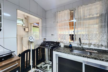Casa à venda com 450m², 5 quartos e 3 vagas Casa à venda com 450m², 5 quartos e 3 vagasCozinha