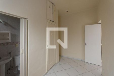 Casa à venda com 450m², 5 quartos e 3 vagas Casa à venda com 450m², 5 quartos e 3 vagasCasa 2 -Suíte