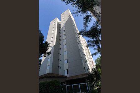 Apartamento para alugar com 51m², 2 quartos e 1 vaga Apartamento para alugar com 51m², 2 quartos e 1 vagaFachada