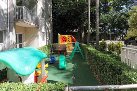 Apartamento para alugar com 51m², 2 quartos e 1 vaga Apartamento para alugar com 51m², 2 quartos e 1 vagaÁrea comum - Playground