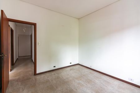 Casa à venda com 250m², 6 quartos e 3 vagasQuarto 1