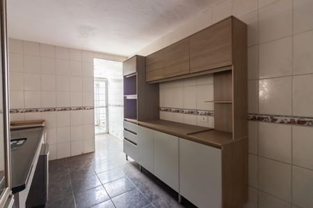 Casa à venda com 250m², 6 quartos e 3 vagasCozinha 2