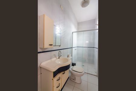 Casa à venda com 250m², 6 quartos e 3 vagasBanheiro 