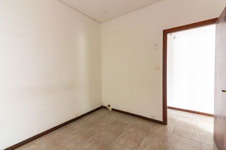 Casa à venda com 250m², 6 quartos e 3 vagasQuarto 2