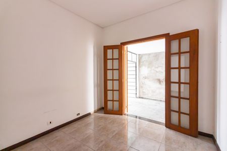 Casa à venda com 250m², 6 quartos e 3 vagasQuarto 2