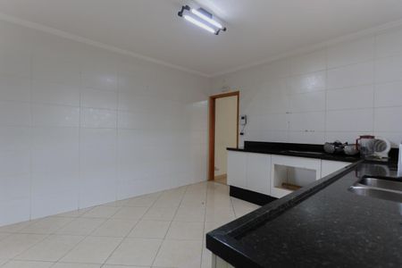 Casa à venda com 200m², 3 quartos e 3 vagas Casa à venda com 200m², 3 quartos e 3 vagasCozinha