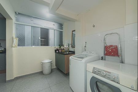 Apartamento à venda com 100m², 3 quartos e sem vaga Apartamento à venda com 100m², 3 quartos e sem vagaLavanderia