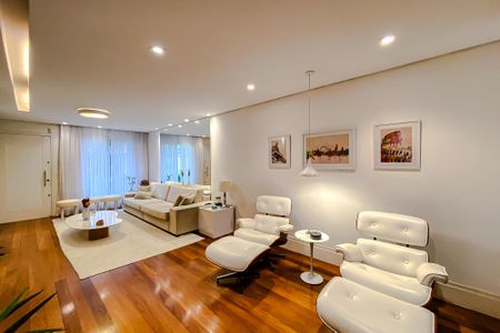 Sala de casa à venda com 4 quartos, 250m² em Mooca, São Paulo