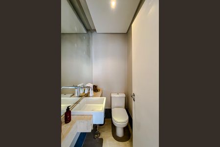 Casa à venda com 260m², 4 quartos e 3 vagas Casa à venda com 260m², 4 quartos e 3 vagasLavabo