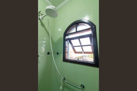 Casa à venda com 240m², 4 quartos e 2 vagasBanheiro