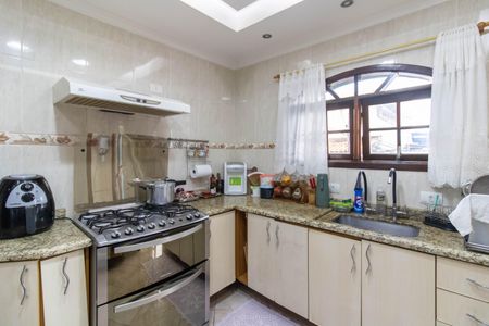 Casa à venda com 240m², 4 quartos e 2 vagasCozinha