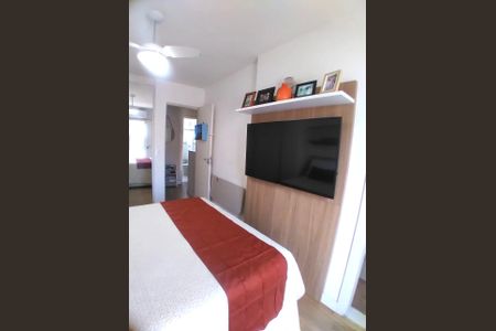 Casa de condomínio à venda com 79m², 2 quartos e 2 vagas Casa de condomínio à venda com 79m², 2 quartos e 2 vagasSuíte