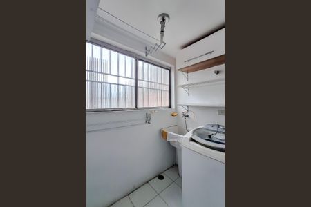 Apartamento à venda com 72m², 2 quartos e 1 vagaÁrea de Serviço