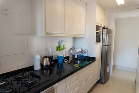 Apartamento à venda com 60m², 2 quartos e 1 vagaCozinha