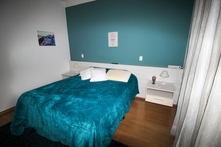 Casa de condomínio para alugar com 269m², 4 quartos e 2 vagas