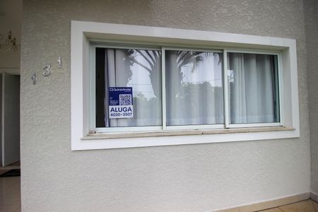 Casa de condomínio para alugar com 269m², 4 quartos e 2 vagas