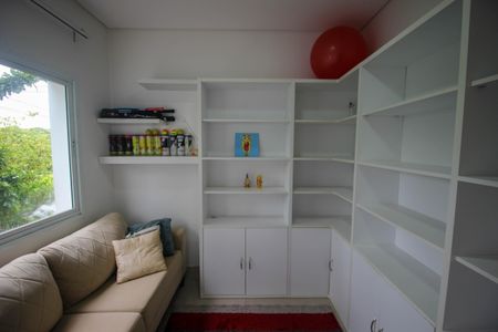 Casa de condomínio para alugar com 269m², 4 quartos e 2 vagas