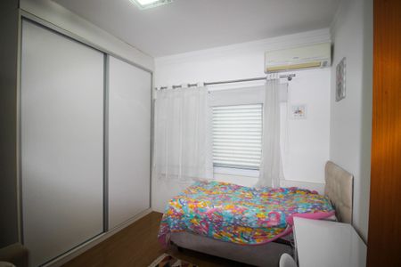 Casa de condomínio para alugar com 269m², 4 quartos e 2 vagas