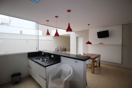 Casa de condomínio para alugar com 269m², 4 quartos e 2 vagas