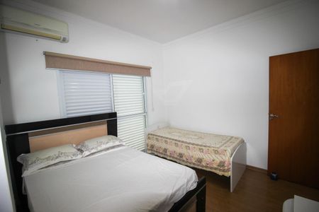 Casa de condomínio para alugar com 269m², 4 quartos e 2 vagas