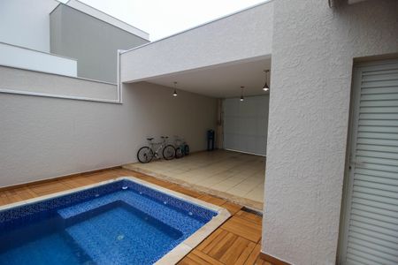 Casa de condomínio para alugar com 269m², 4 quartos e 2 vagas