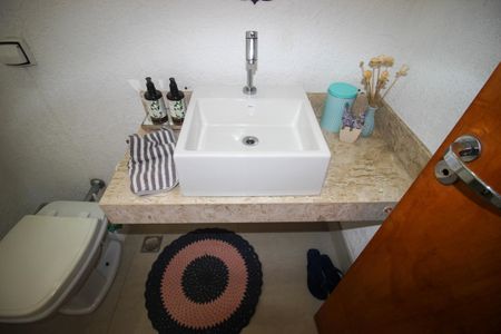 Casa de condomínio para alugar com 269m², 4 quartos e 2 vagas